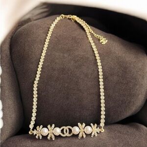 Elegant Gold tone sparkling clear rhinestones faux Pearl adjustable Necklace New